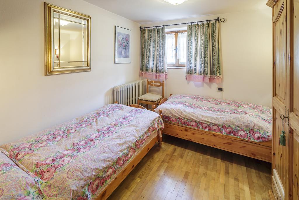 Villa Casanova - Stayincortina Cortina dʼAmpezzo Quarto foto